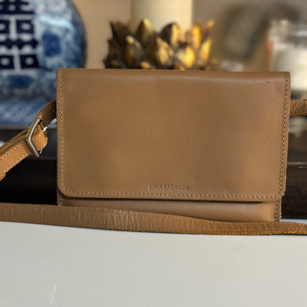 🤎 LIMA SAGRADA Tan Leather BELT BAG!